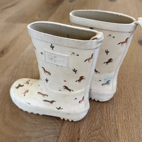 Rylee + Cru Rainboots Kids Size 8 in Blush Horse Print - Picture 3 of 5
